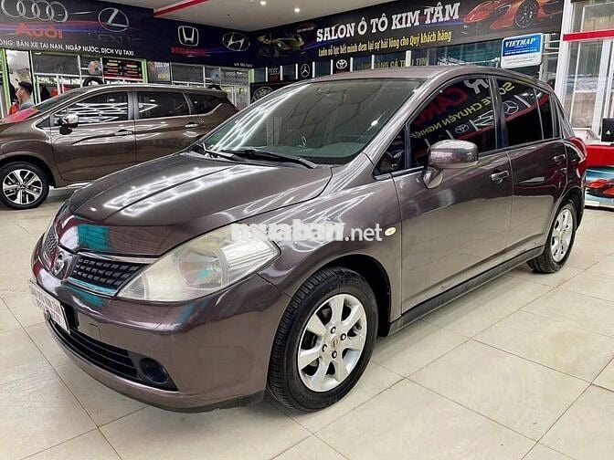 Nissan Tiida 1.6 AT 2009