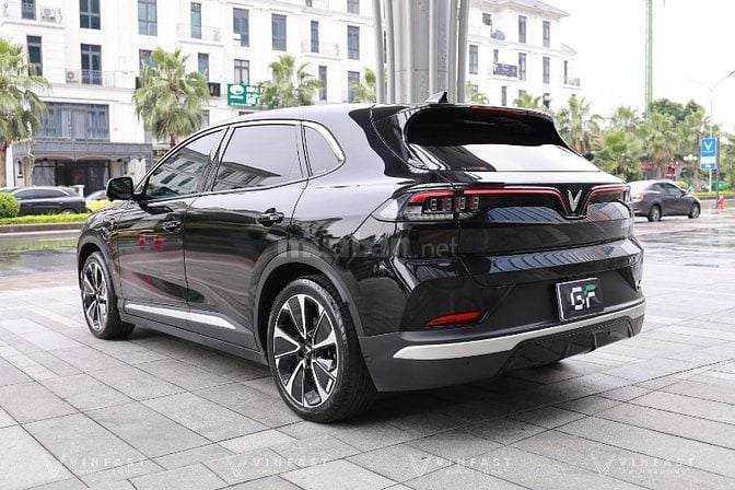 BÁN VINFAST VF8 ECO – GIÁ TỐT NHẤT THỊ TRƯỜNG