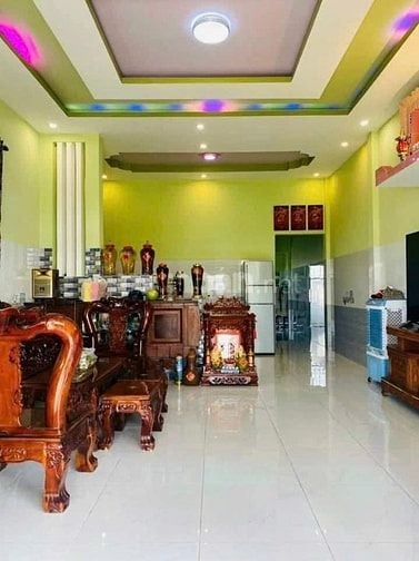 Bác 4 nhờ bán căn nhà ở Trảng Bàng Tây Ninh, DT126m2, giá 710 triệu