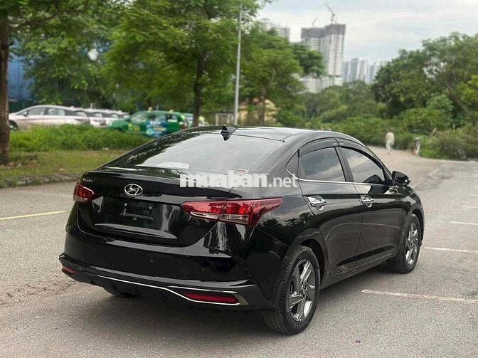 Hyundai Accent 2023 - 30000 km