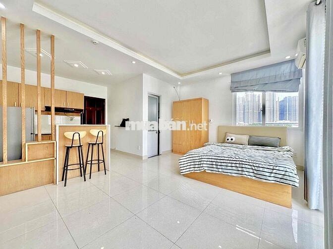 Căn Hộ Stu Ban Công View Thành Phố FullNT Thang Máy Gần Cầu Thị Nghè