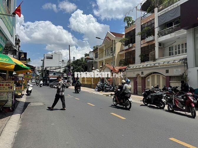 🏡 Nhà Trần Quang Diệu Q3 | 15x18 | 3 Tầng | Giá thuê 150tr 🎯
