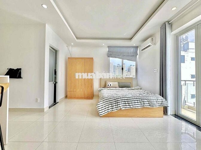 Căn Hộ Stu Ban Công View Thành Phố FullNT Thang Máy Gần Cầu Thị Nghè