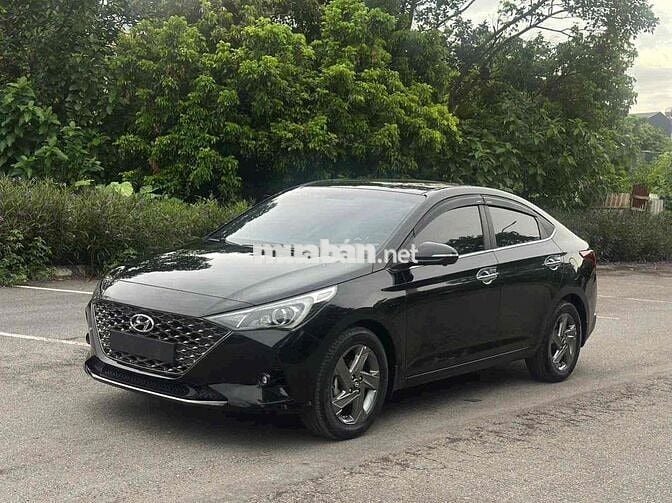 Hyundai Accent 2023 - 30000 km