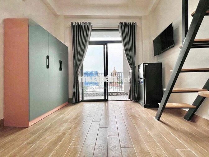 Căn hộ dịch vụ tách bếp siêu rộng ngay Trung tâm Bình Thạnh