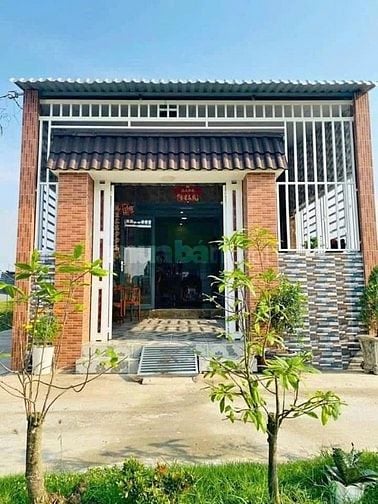 Bác 4 nhờ bán căn nhà ở Trảng Bàng Tây Ninh, DT126m2, giá 710 triệu