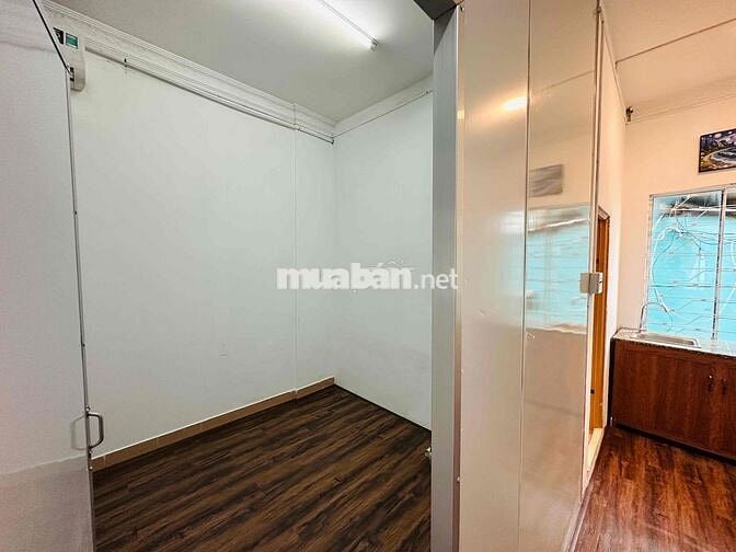 🌈Căn Hộ 2 Phòng Ngủ Giá Rẻ, Ở Được 6 Người 6 Xe, Gần Trường Đại Học