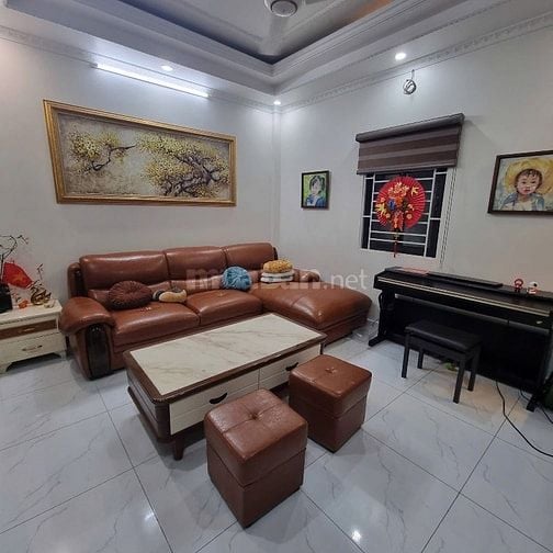 Hiếm Có! Nhà Trung Tâm Quận 10 – Đường 3/2 – 4 Tỷ 350 – Mua Ở Ngay !