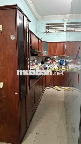 phòng trọ 15m2, có bếp và wc dưới trệt