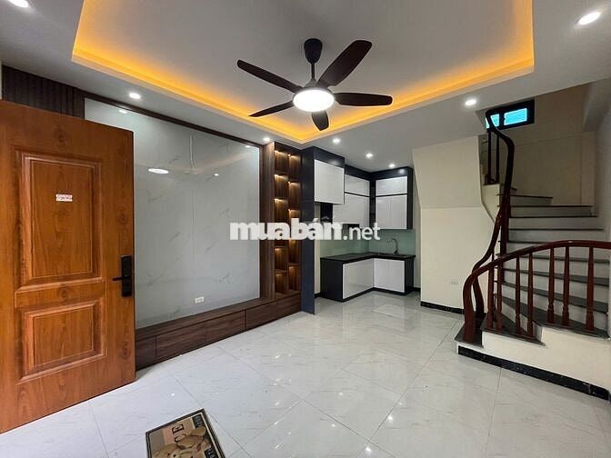 NHÀ 4T*32M2- THIẾT KẾ ĐẸP-TRUNG TÂM THỊ TRẤN-Ô TÔ ĐỖ CỔNG- GIÁ 3,25 TỶ