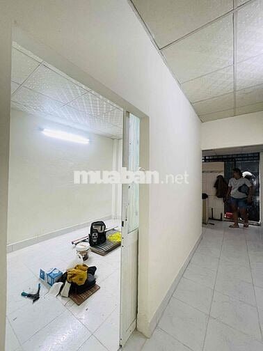 CHO THUÊ NHÀ HẺM Ô TÔ LÂM VĂN BỀN, KHU CX NGÂN HÀNG, 3PN, TỰ DO