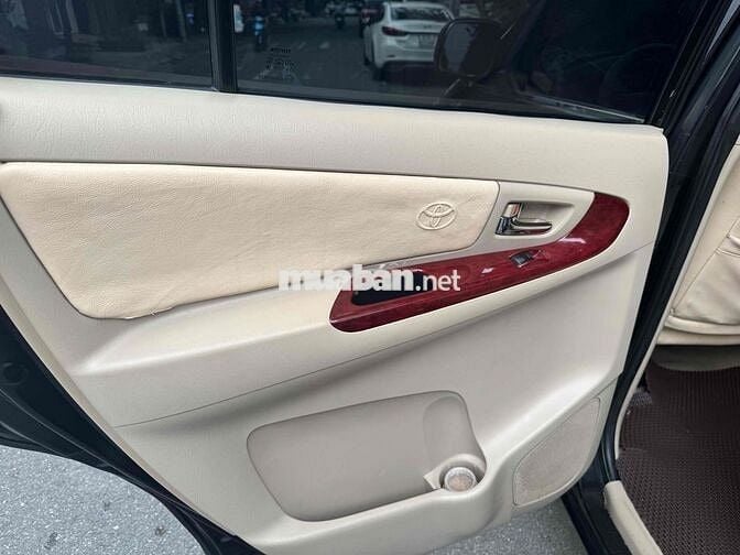 Toyota Innova 2006 G - 188000 km