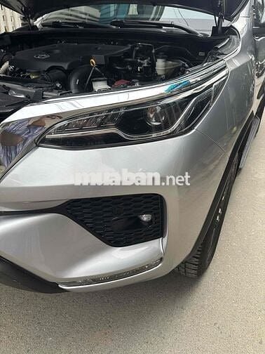 Toyota Fortuner 2020 2.4AT 4x2  - 79159 km