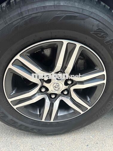 Toyota Fortuner 2020 2.4AT 4x2  - 79159 km