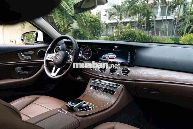 LONG ANH AUTO về MERCEDES E200 model 2020 giá tốt