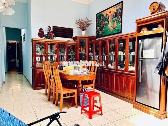 Cần bán nhà 2 tầng Phan Chu Trinh - Giáp Phan Đình Phùng - Kon Tum