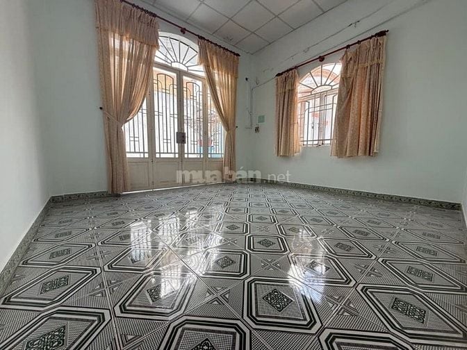 Bán nhà sát đường Kha Van Cân 57.1m2 sạch sẽ an ninh, giá 4.75 tỷ