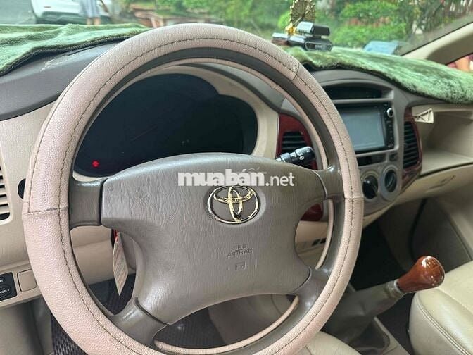 Toyota Innova 2006 G - 188000 km