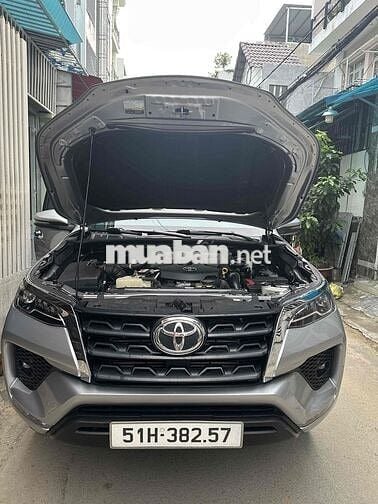 Toyota Fortuner 2020 2.4AT 4x2  - 79159 km