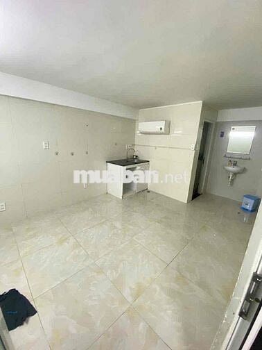 Mặt bằng 40m2 1pk 1pn kèm 2 máy lạnh trần bá giao P5