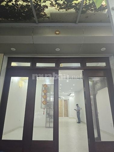 Chính chủ cho thuê nhà liền kề LK11-10 KĐT Mới An Hưng, 82,3m2x4T