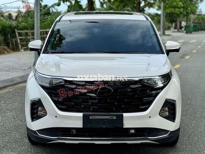 HYUNDAI CUSTIN 1.5 TURBO