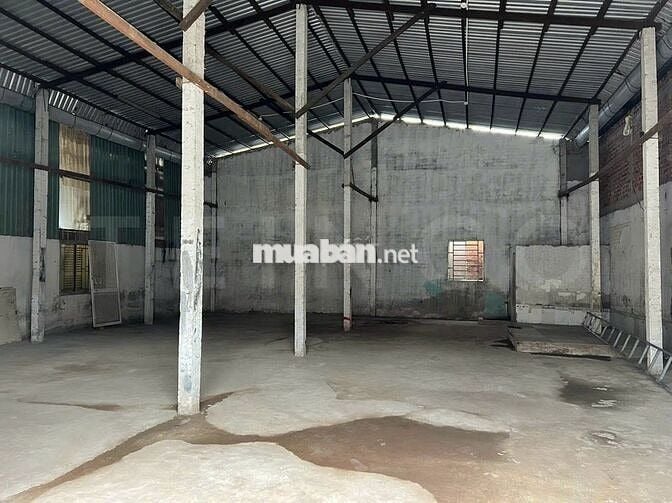 Kho xưởng 160m² có PCCC và điện 3 pha, gần vòng xoay Hoàng Quốc Việt