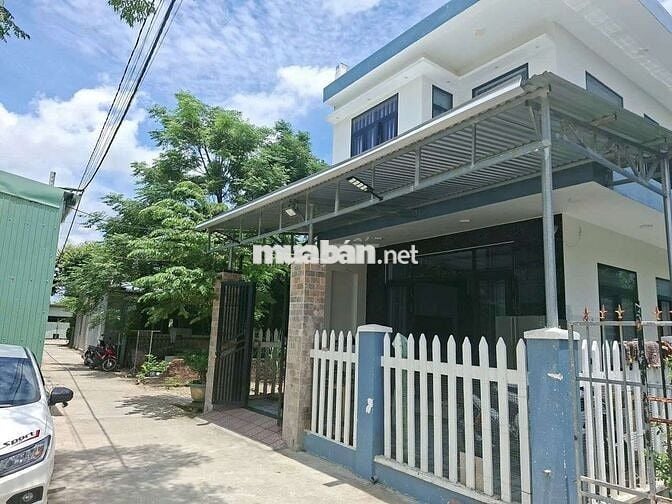Nhà La Bông Hoà Tiến Kiệt Thông 4m