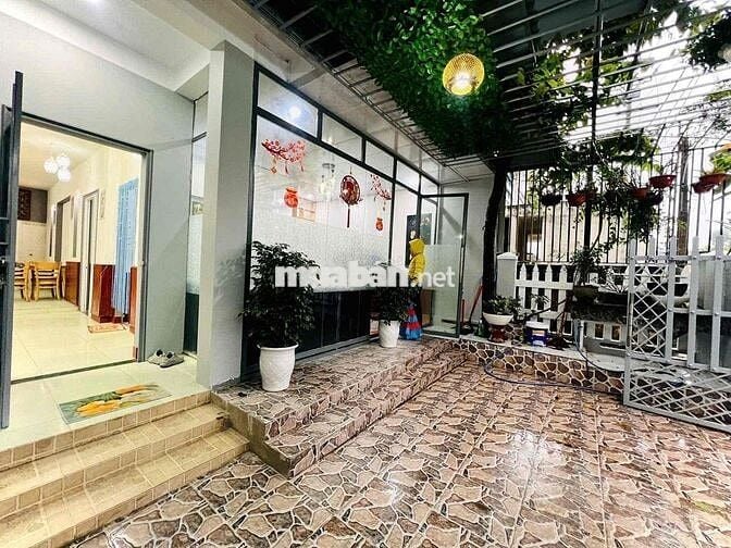 Chính chủ gửi Bán Căn Nhà biệt thự 2 mặt tiền 2 tầng Hoà Xuân