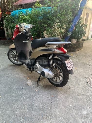 Cần bán xe Piaggio Liberty Việt Nam ăn ít xăng màu kaki biển 29D1