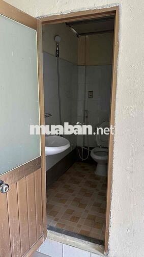 phòng trọ 40m2, ban công sân thượng rộng rãi,Nguyễn Kiệm, quận Gò Vấp