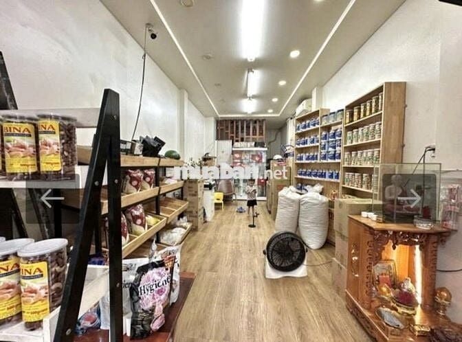 Bán Căn MT Nguyễn Đình Chiểu - đang cho thuê dòng tiền ổn