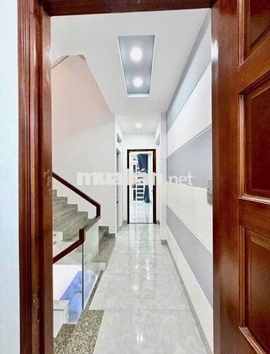 XE HƠI VÔ NHÀ NGAY THOẠI NGỌC HẦU- 4TẦNG BTCT (4X18) CHỈ 8.1TỶ