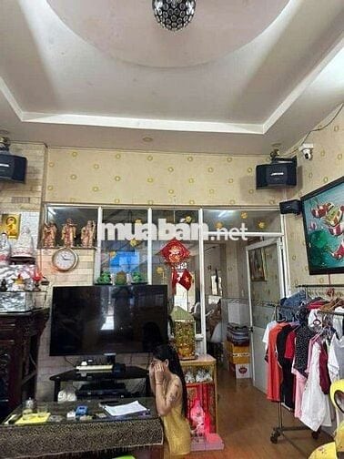 Nhà hẻm xe hơi Lê Đình Cẩn, Bình Tân