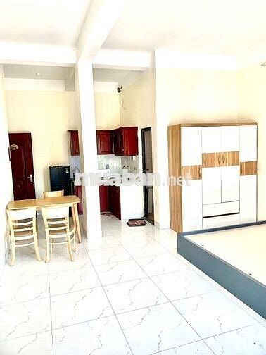 ĐH Bách Khoa - giải phóng Kinh Tế 1tr6 2tr5 3tr 4tr6 full đẹp khép kín