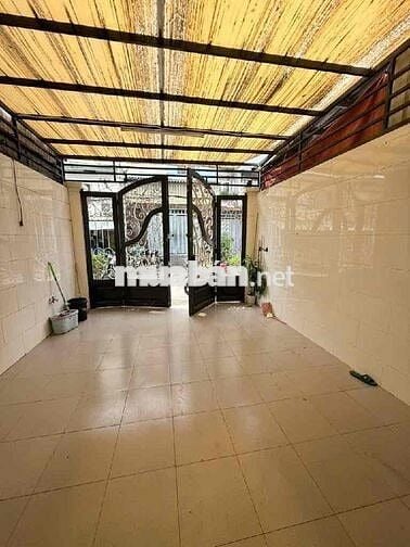 Nhà 3 tấm hẻm xe hơi, đường phú thuận gò ô môi Q7 260m2 sand