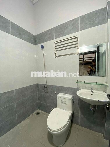 Phòng mới, tiện lợi đi khắp nơi