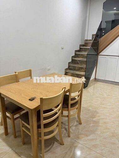 Nhà ngõ Lê Đại Hành , Hai Bà Trưng 25m2 4 tầng 1 tum 3pn 3vs 15tr