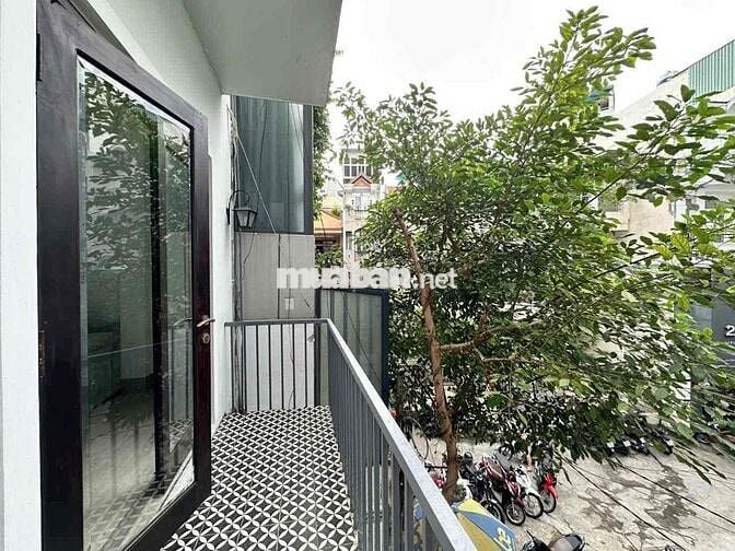 2PN Ngay Cầu Lê Văn Sỹ Q3 Gần Đh Sư Phạm  Học Viện Hàng Không