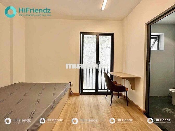 Căn Hộ 1 Phòng Ngủ Ban Công Mới 100% FullNT Toà Nhà Thang Máy Hầm Xe