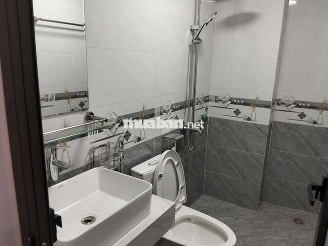 CHO THUÊ NHÀ 5 TẦNG XUÂN ĐỈNH – FULL NỘI THẤT