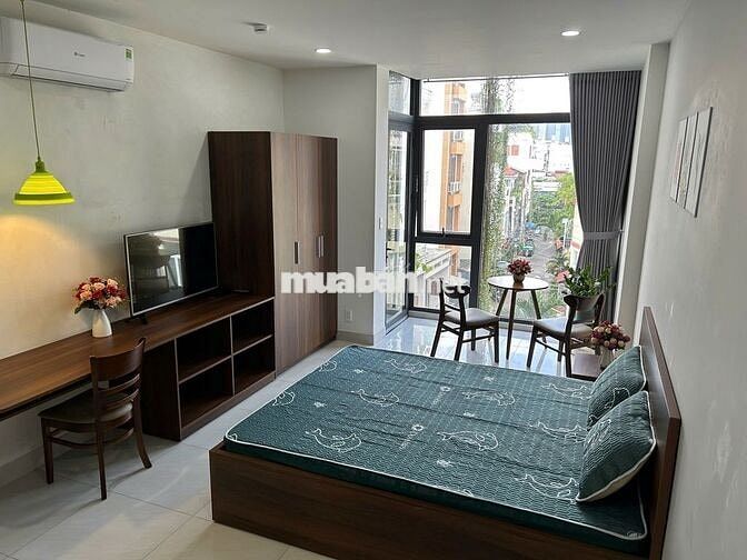 CHDV full nội thất cao cấp Ngã 4 Hàng Xanh, thang máy, giặt phơi riêng
