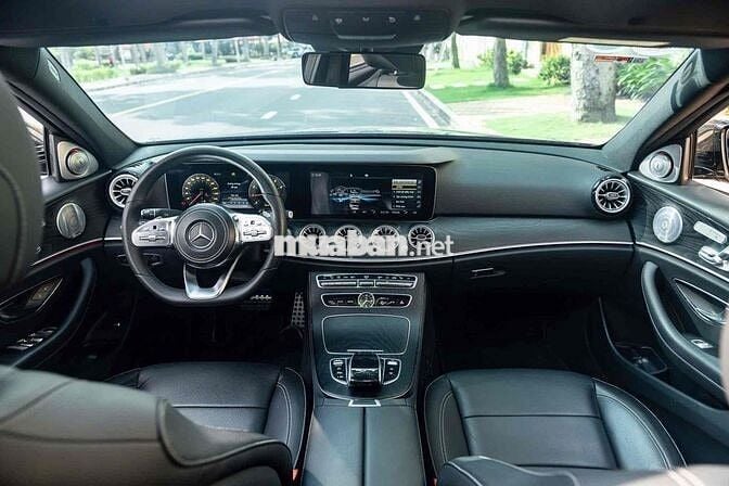 LONG ANH AUTO về MERCEDES E200 sport 2019 siêu cọp