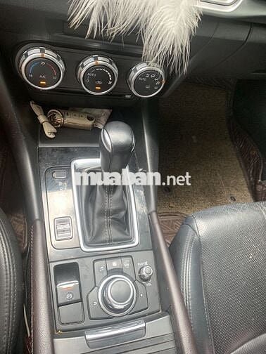 Mazda 3 2019 1.5L Luxury - 121000 km