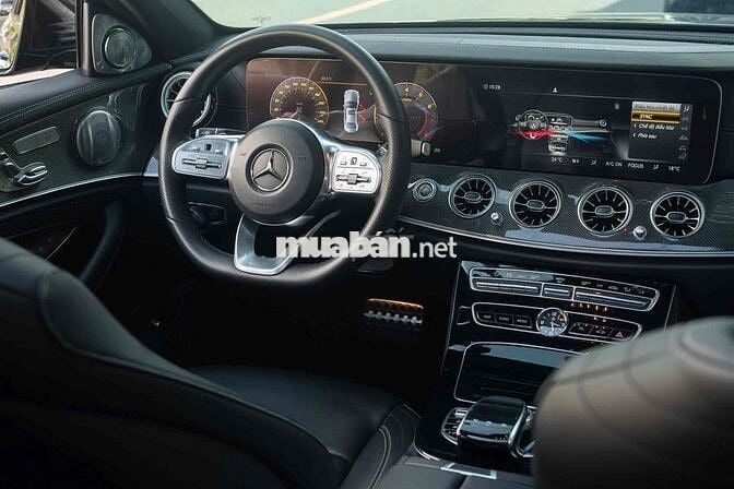 LONG ANH AUTO về MERCEDES E300 AMG 2019 siêu đẹp 👍