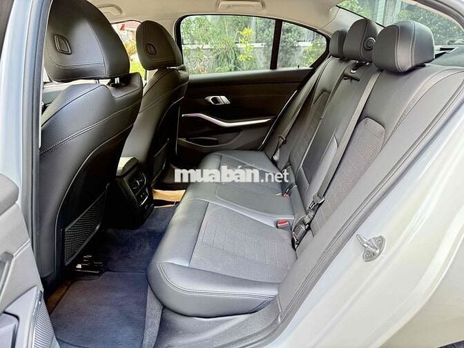 BMW 320i Sport Line