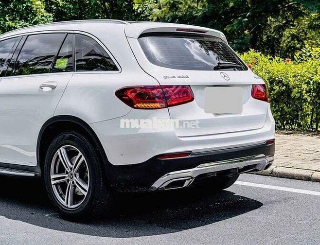 Bán xe GLC200 facelift sx 2021 - 37000 km