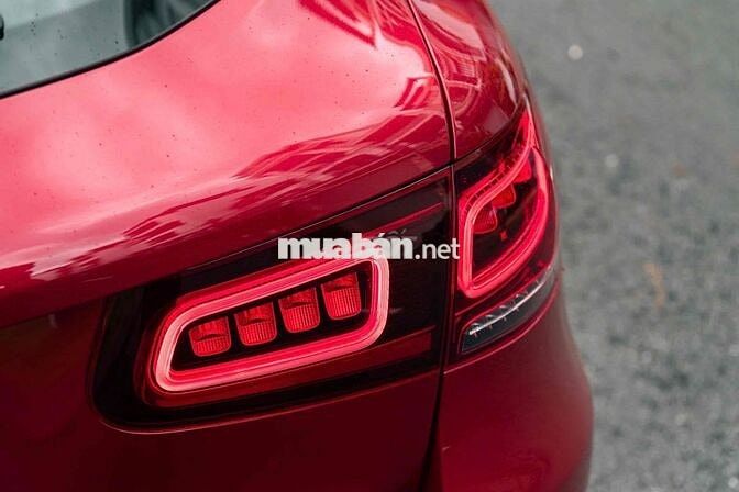 Mercedes GLC200 Facelift - 2020 - Đỏ Kem