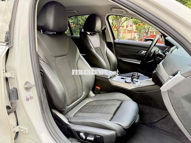 BMW 320i Sport Line