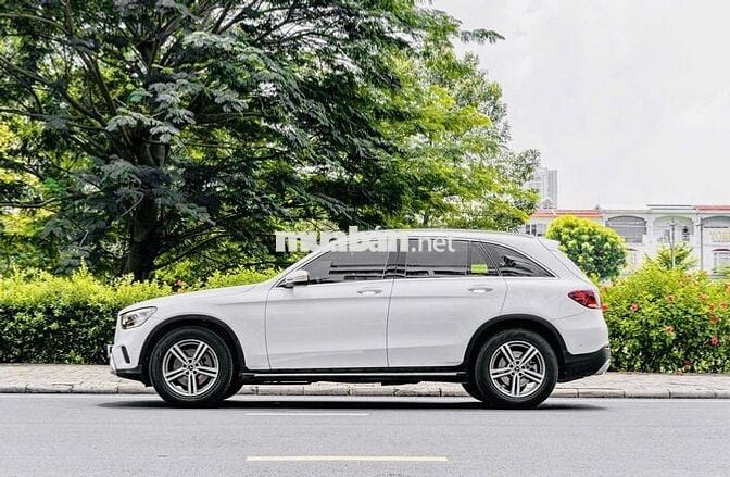 Bán xe GLC200 facelift sx 2021 - 37000 km